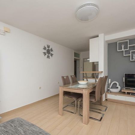 Apartmani Mona ماكارسكا المظهر الخارجي الصورة