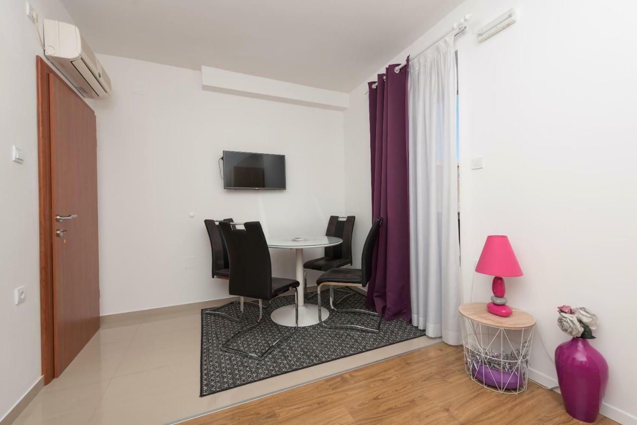 Apartmani Mona ماكارسكا المظهر الخارجي الصورة