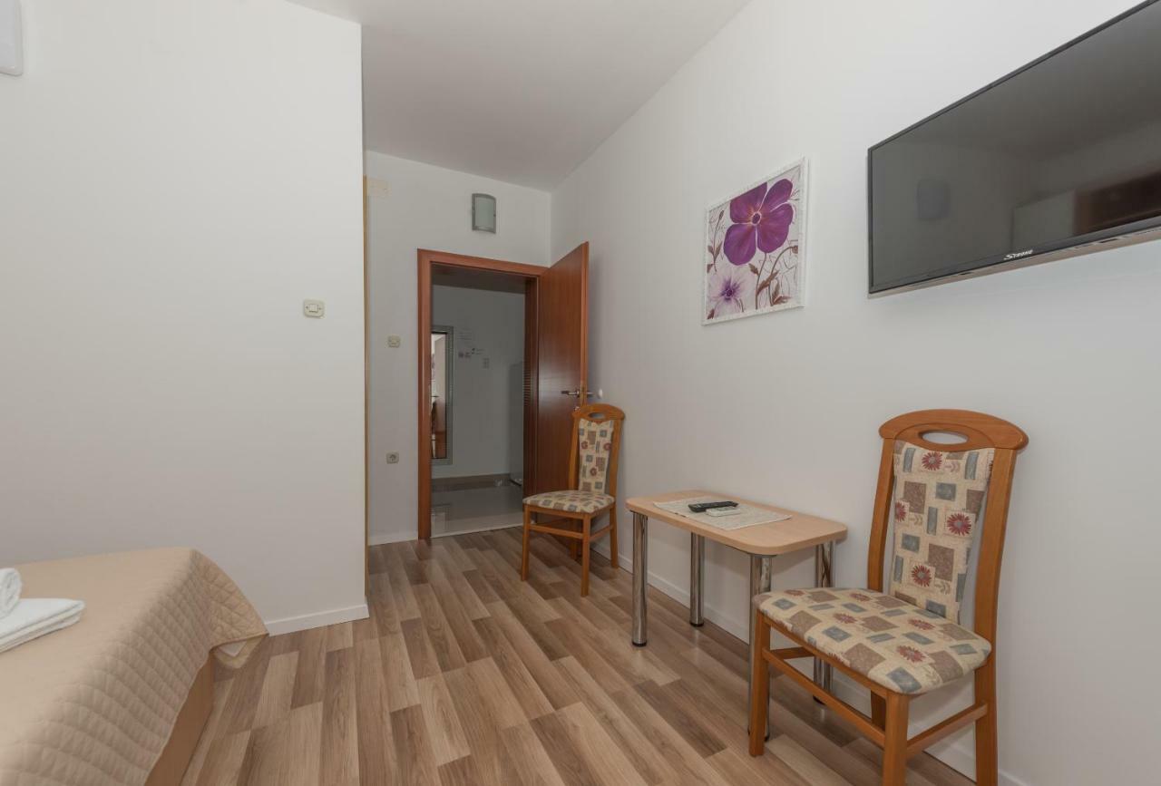 Apartmani Mona ماكارسكا المظهر الخارجي الصورة