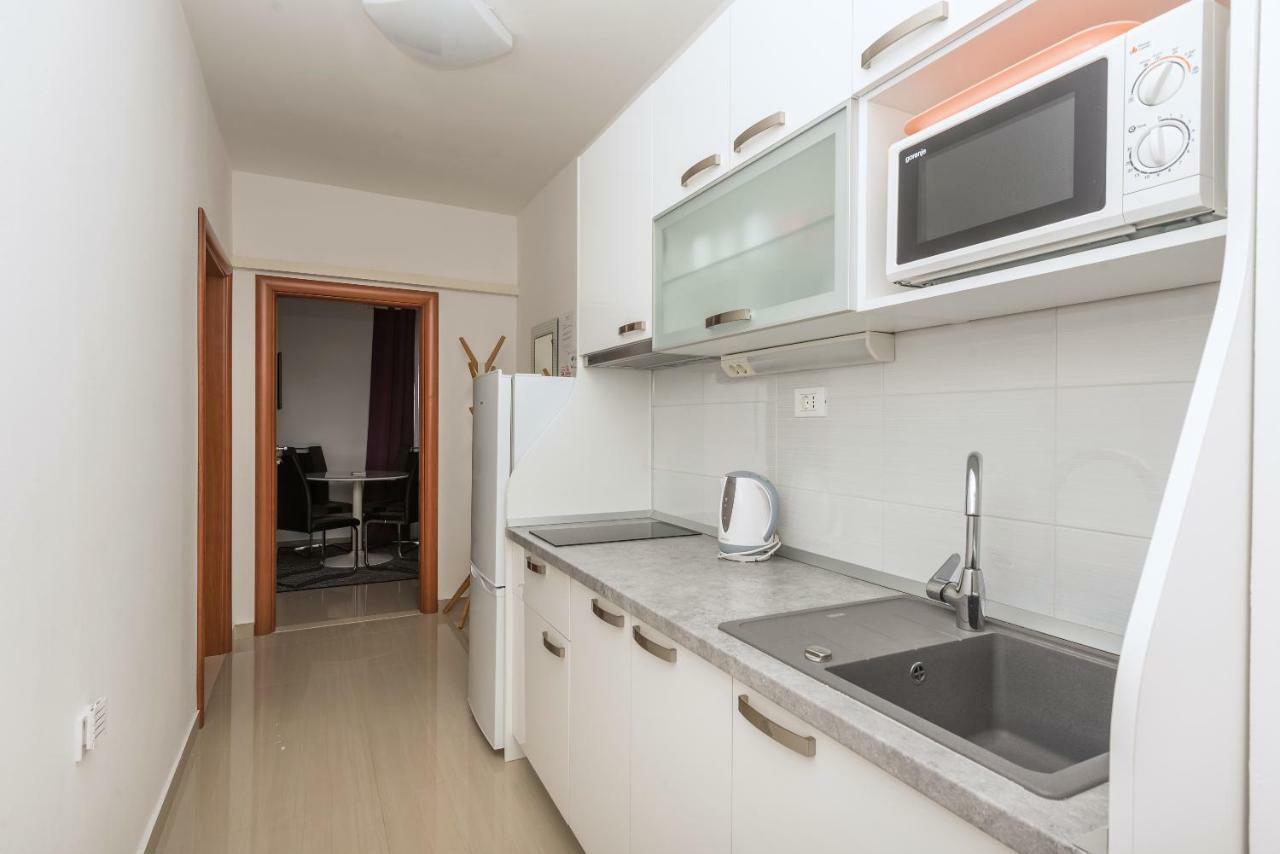 Apartmani Mona ماكارسكا المظهر الخارجي الصورة