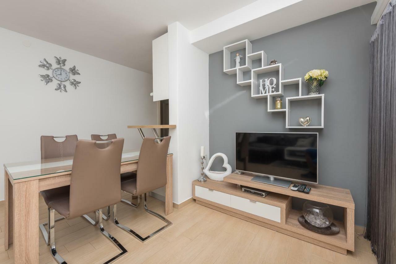 Apartmani Mona ماكارسكا المظهر الخارجي الصورة