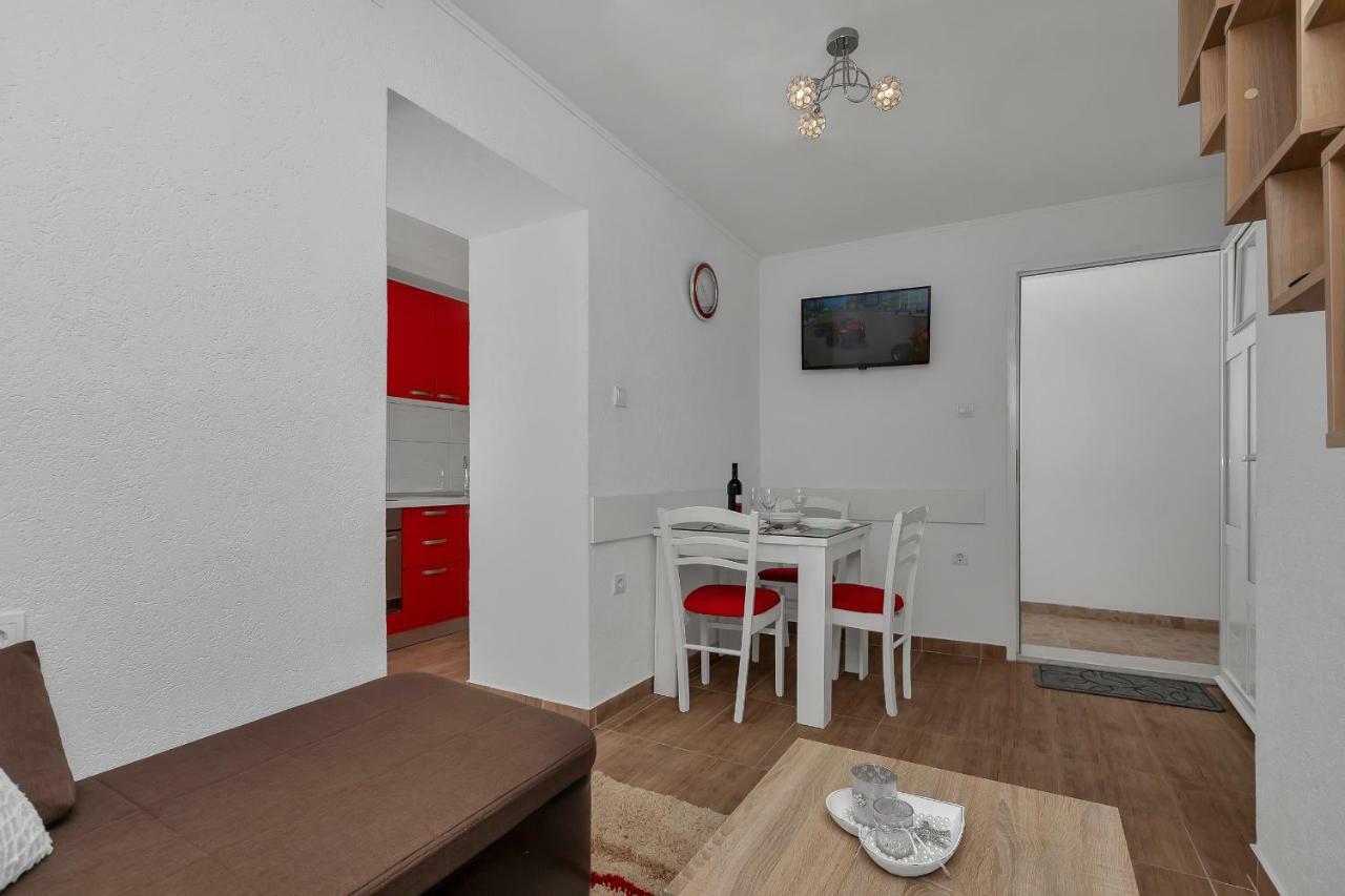Apartmani Mona ماكارسكا المظهر الخارجي الصورة