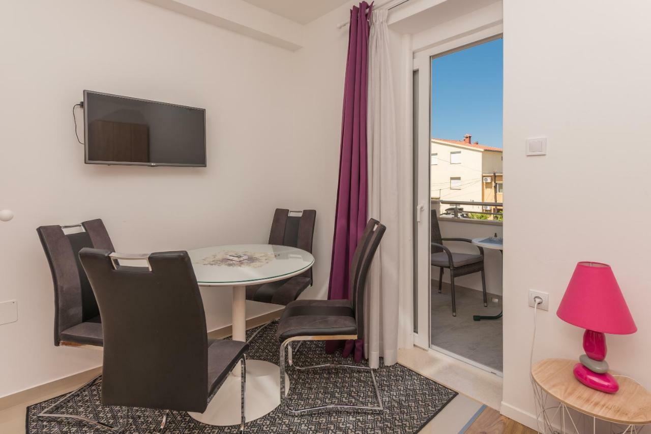 Apartmani Mona ماكارسكا المظهر الخارجي الصورة