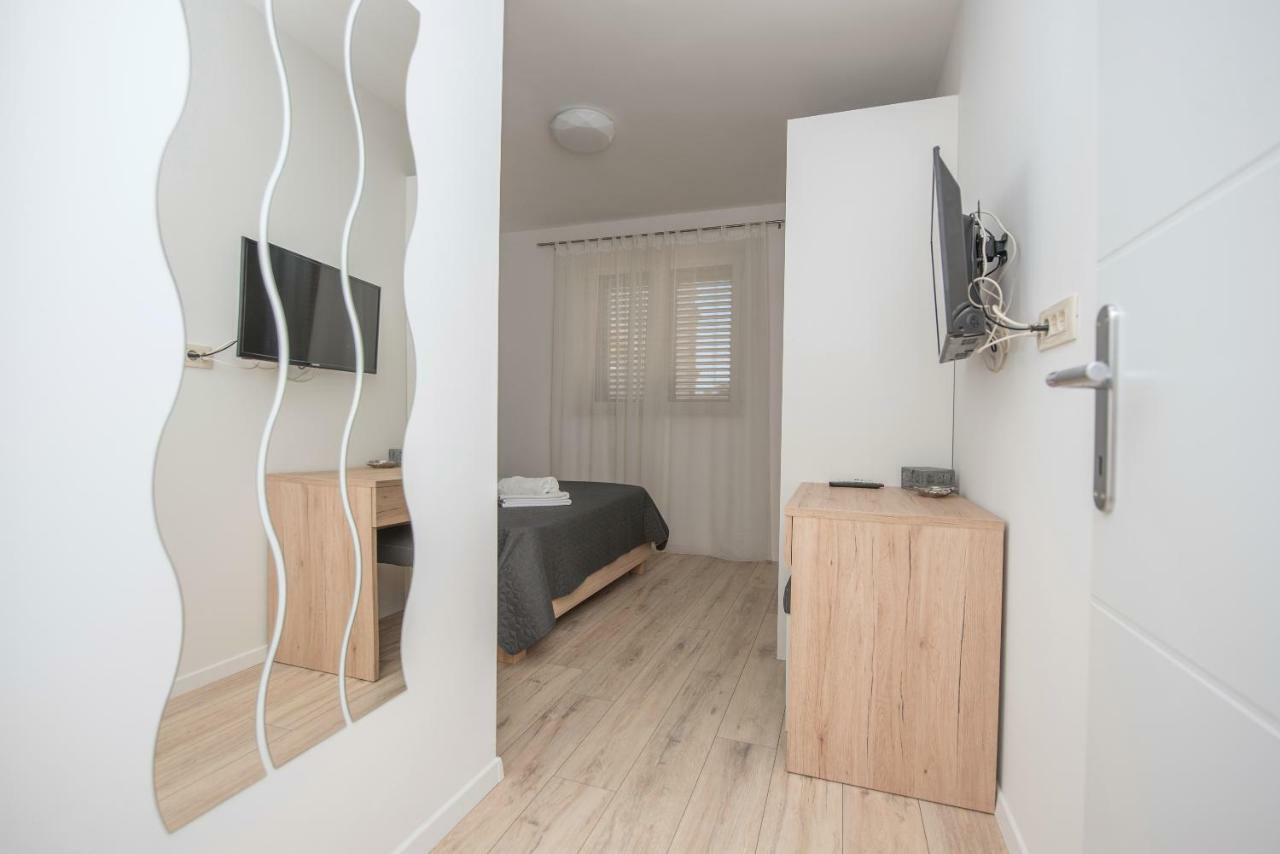 Apartmani Mona ماكارسكا المظهر الخارجي الصورة