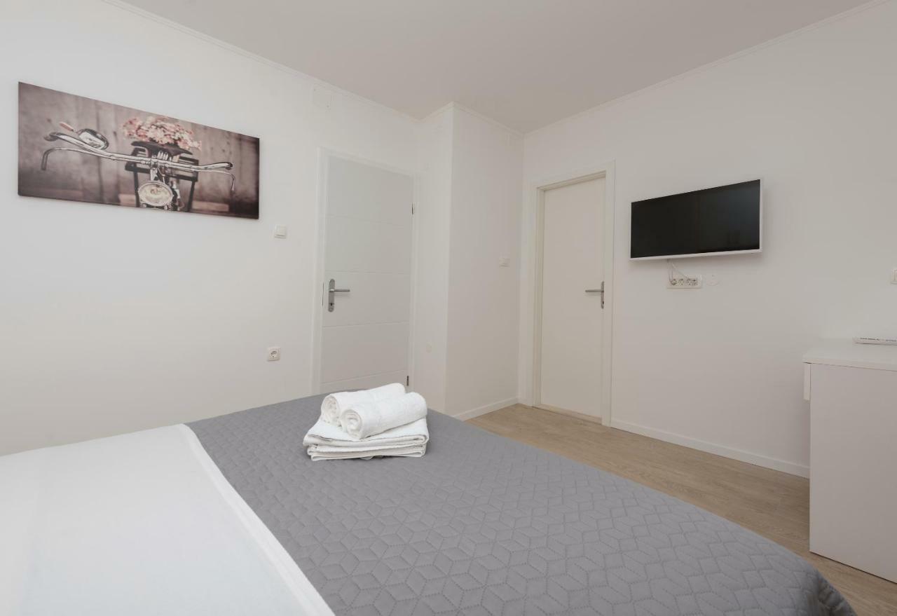 Apartmani Mona ماكارسكا المظهر الخارجي الصورة