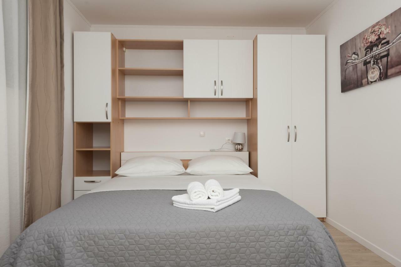 Apartmani Mona ماكارسكا المظهر الخارجي الصورة