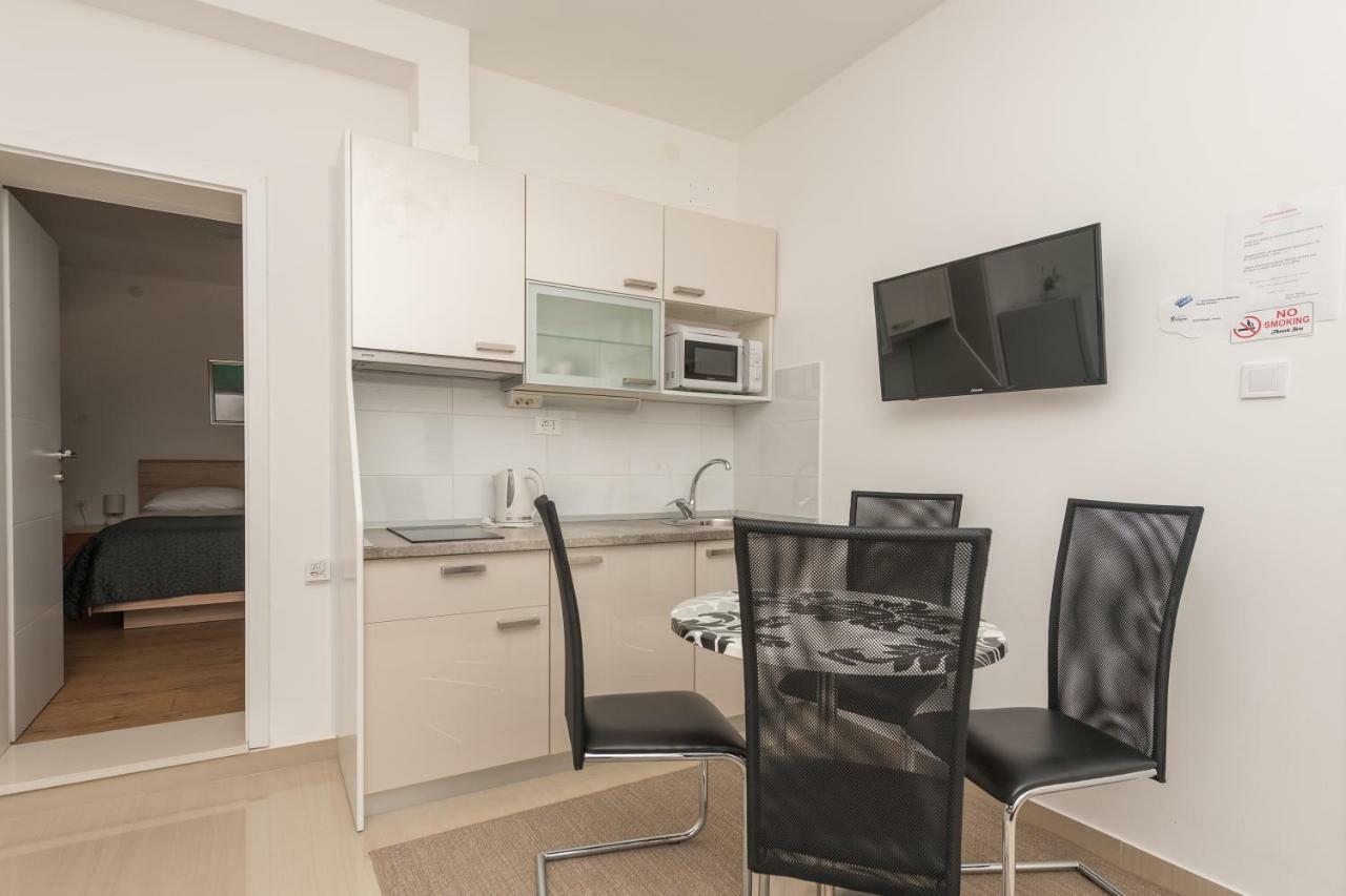 Apartmani Mona ماكارسكا المظهر الخارجي الصورة