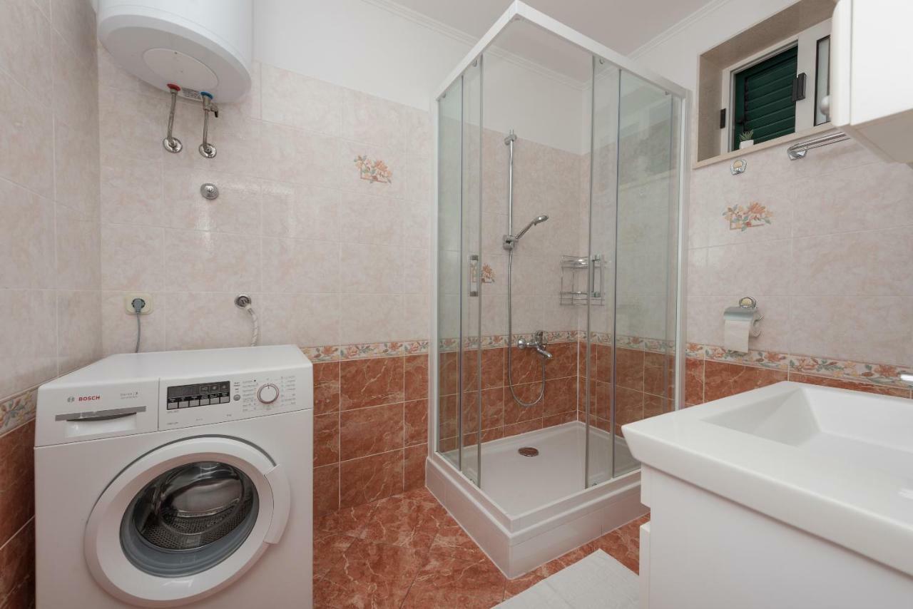 Apartmani Mona ماكارسكا المظهر الخارجي الصورة