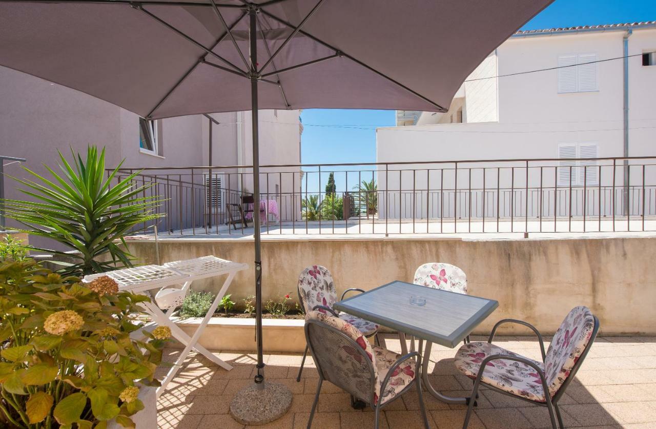 Apartmani Mona ماكارسكا المظهر الخارجي الصورة