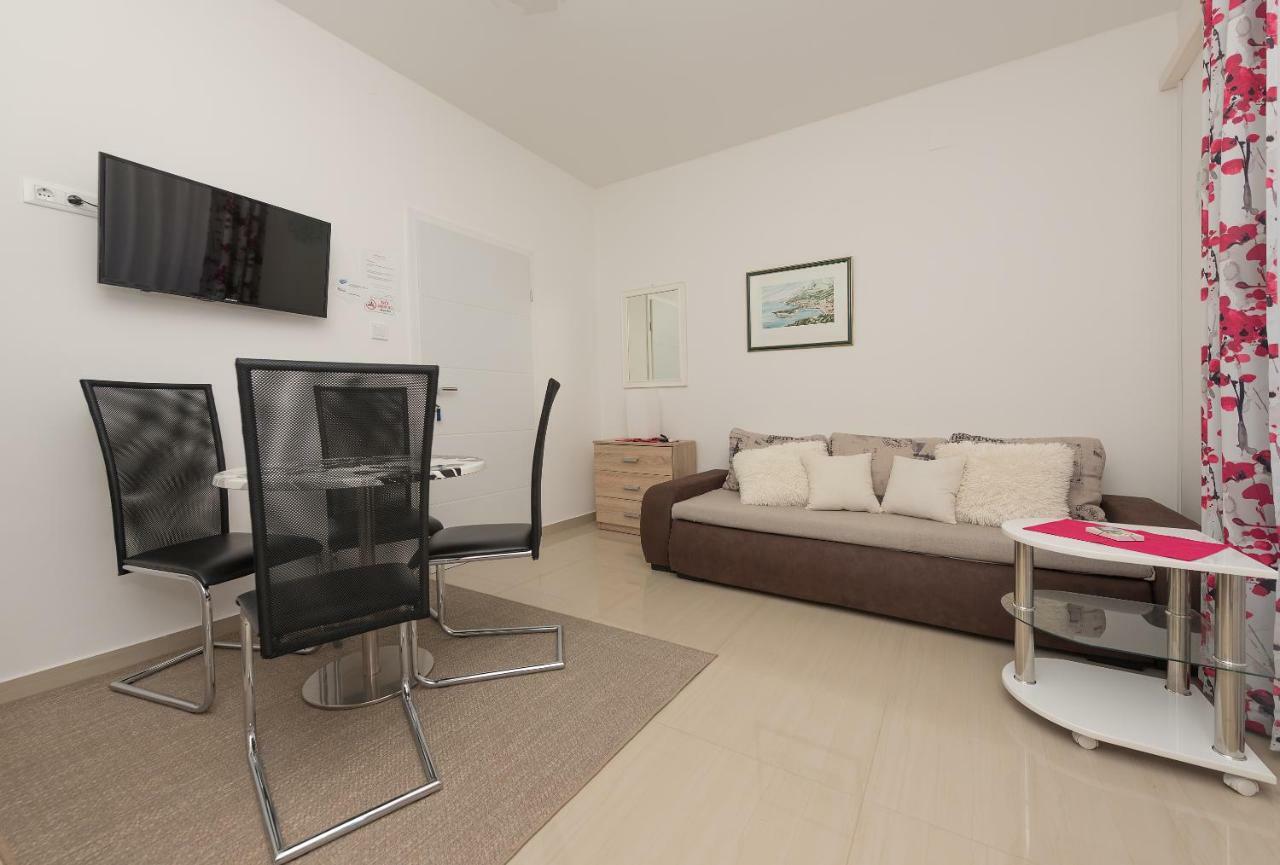 Apartmani Mona ماكارسكا المظهر الخارجي الصورة