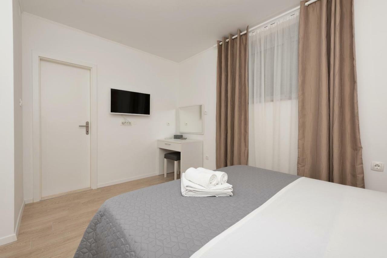 Apartmani Mona ماكارسكا المظهر الخارجي الصورة