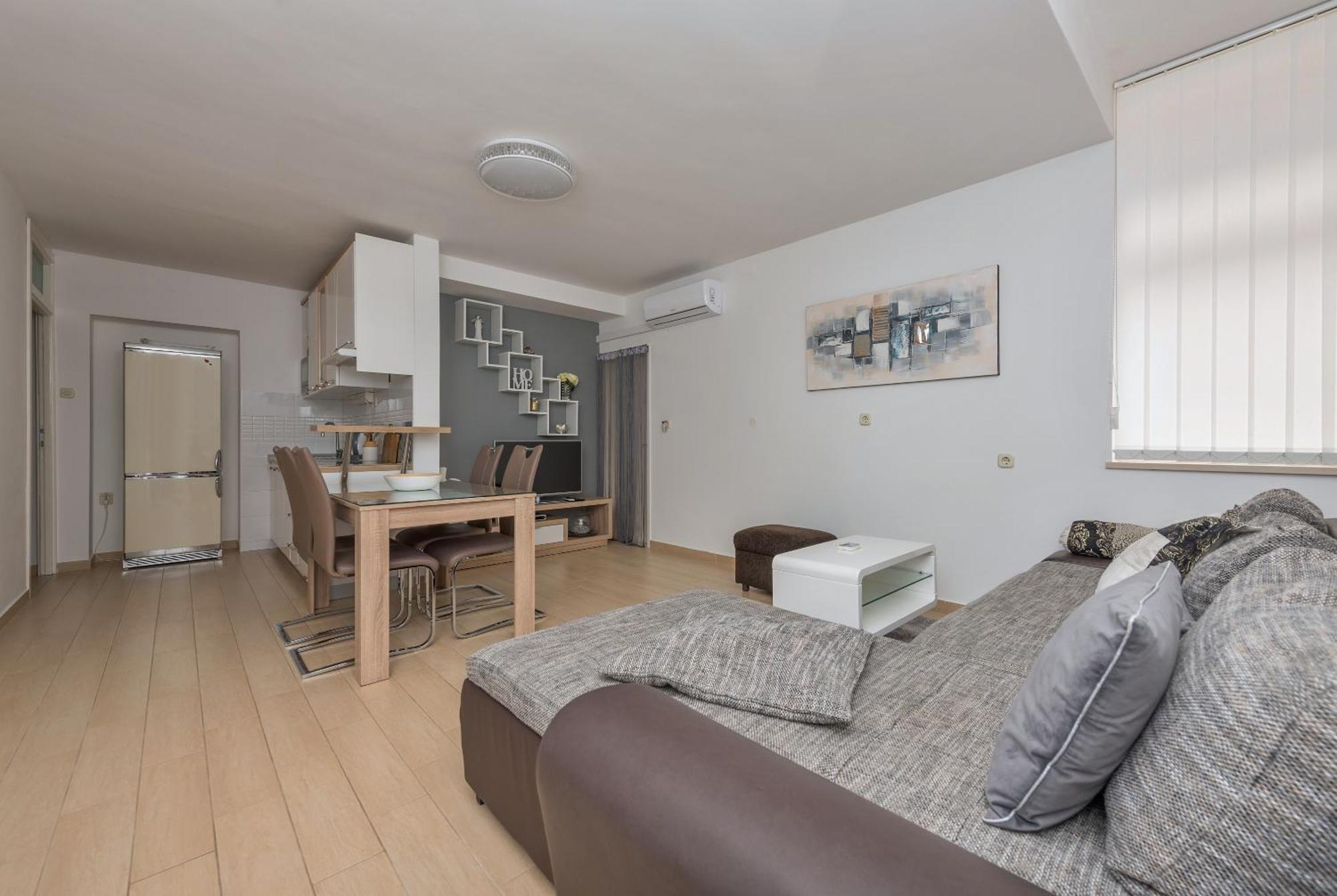 Apartmani Mona ماكارسكا المظهر الخارجي الصورة